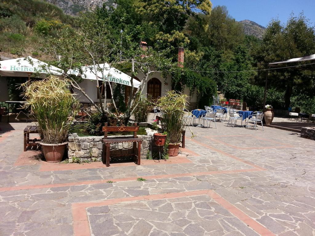Agriturismo La Sorgente Delle Madonie Vila Polizzi Generosa Exterior foto